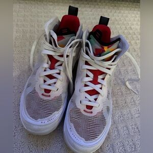 Boys Jordan’s Size 7